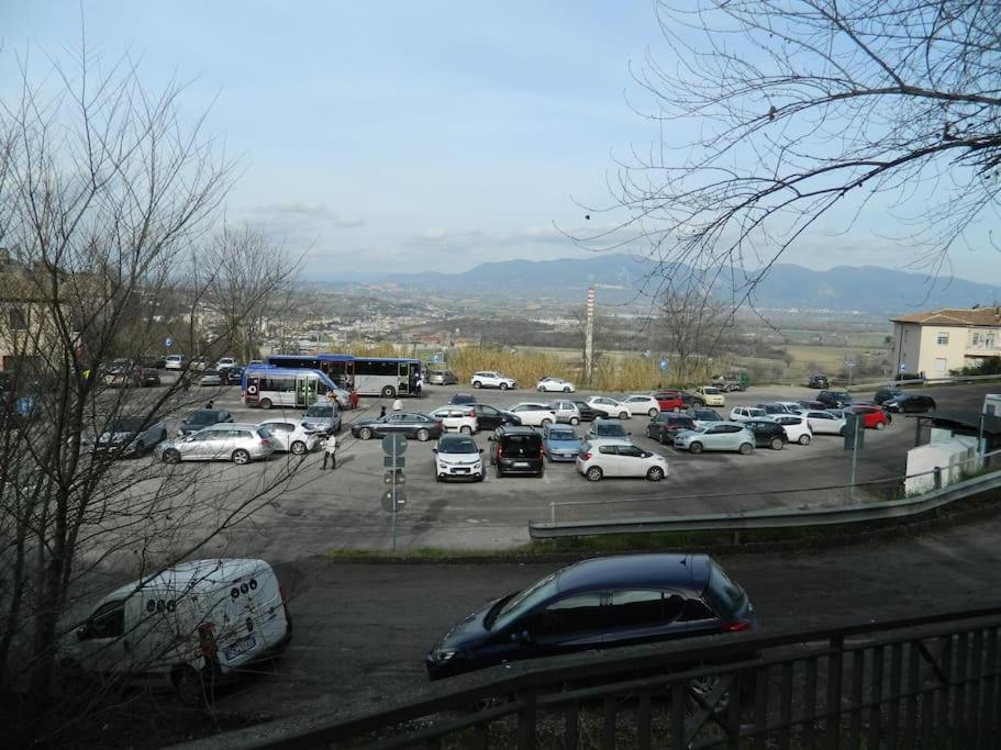 Casa Dell'Oliveto "Parcheggio Gratuito" Narni Exterior foto