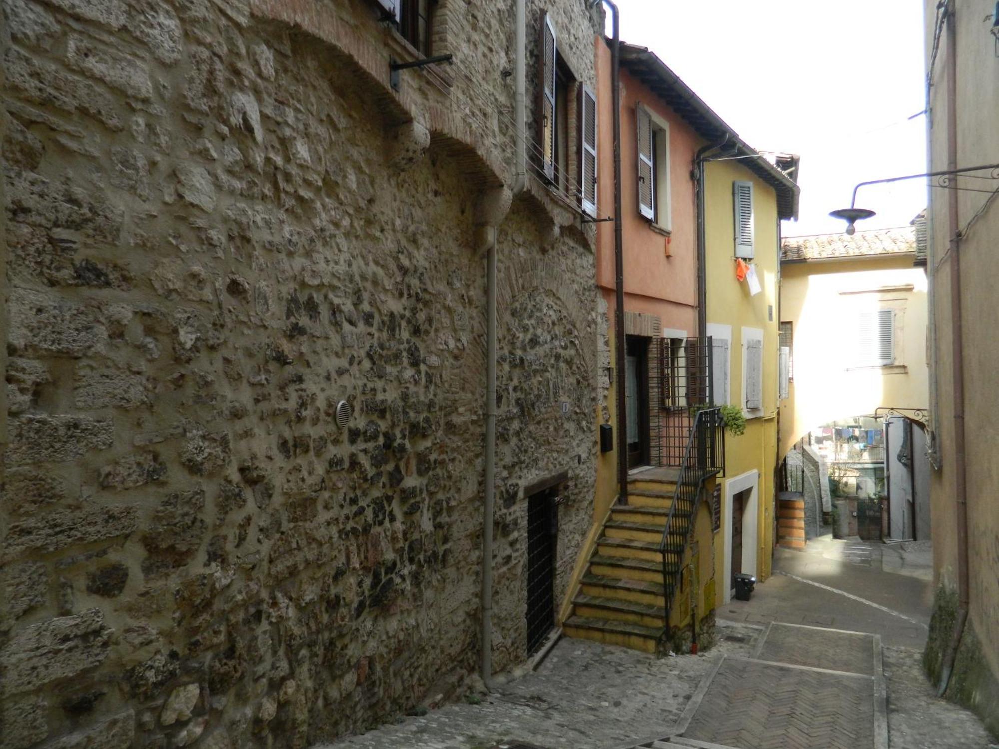 Casa Dell'Oliveto "Parcheggio Gratuito" Narni Exterior foto